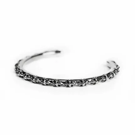 CH PLUS HOOP BANGLE