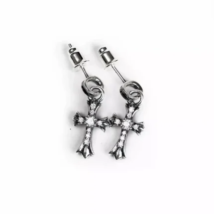 CH CROSS BABY FAT STUD EARRINGS WITH PAVÉ DIAMOND AND PAVÉ DIAMOND CUFF